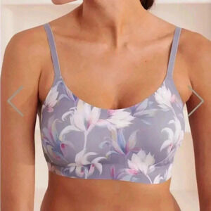 NWT EBY Seamless Support Bralette Willow